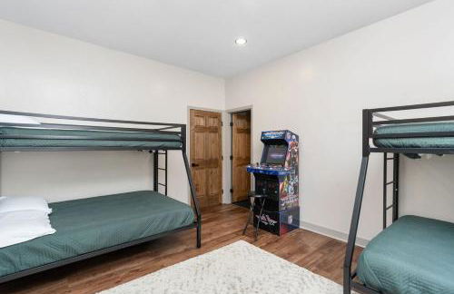 5 King Beds - Sleeps 18 - Game Room - Brew Trail - Foto 44