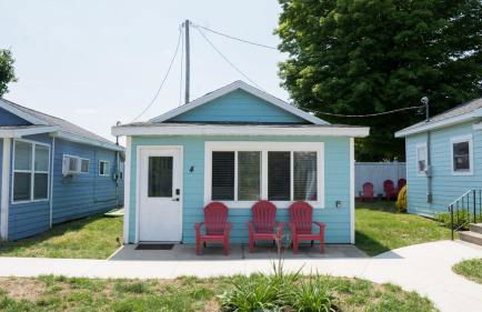 Sister Lake Cottages - Unit 4 - Photo 29