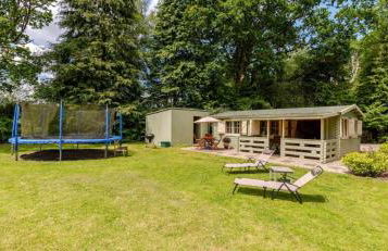 Family friendly sunny Log Cabin - Photo 2