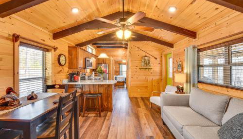 Waterfront Seneca Cabin about 4 Mi to Boat Launch! - Foto 3