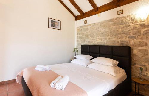 Villa Bella Pietra with private pool, sauna - Photo 27