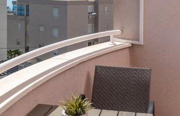 Big modern two - bedroom apartment with sea view and balcony - Spalato - Photo 24