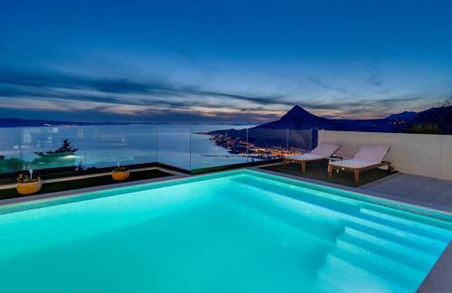 Villa BAMM with heated 36sqm pool, 5 en-suite bedrooms and panoramic sea views - Foto 42