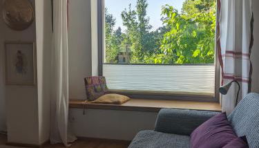 Wohnung mit Terrasse und eigenem Parkplatz - Foto 3