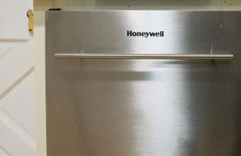 Long Island Nature Retreat with Peloton with Shared Pool - Foto 16