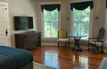 Victorian mini mansion near Lake Greenwood - Foto 35