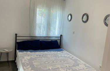 Seafront Apartment - Photo 35