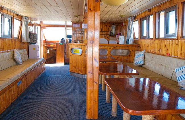 Paseo en barco por Lárnaca al atardecer - Foto 5