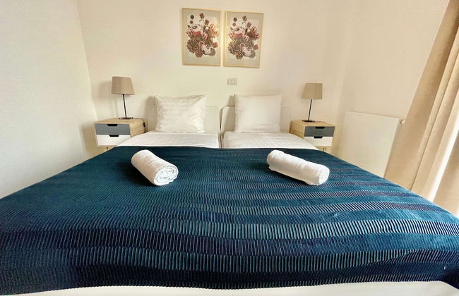 Modern 1BR Near Diamond District by Oneluxstay - Foto 23