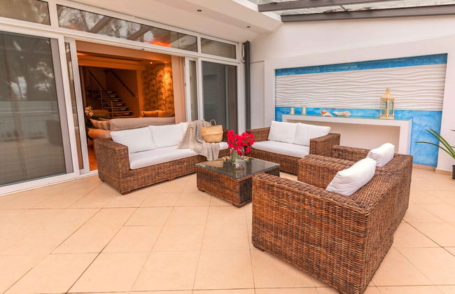 A Private Haven: Hera with Secluded Pool and Garden - Foto 23