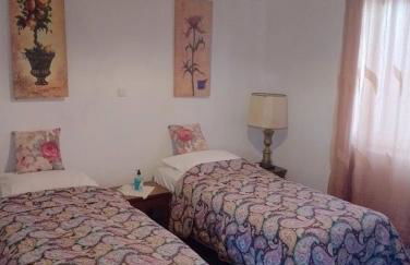 Efterpi's Tower House! εύ τέρπω she who brings joy - Foto 14