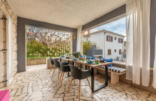 Apartment LOTA with heated pool on top location - Foto 12