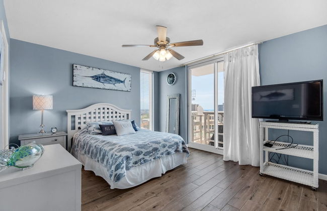 Pelican Beach Terrace 807 - Photo 4