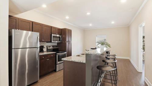 Modern Comfort and Resort Style Living Near CU - Foto 3