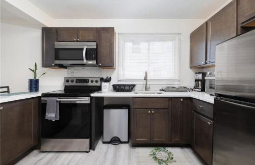 Chic with Recliner at Webster Hill Suite 1W Request Xtra Bed - Foto 12