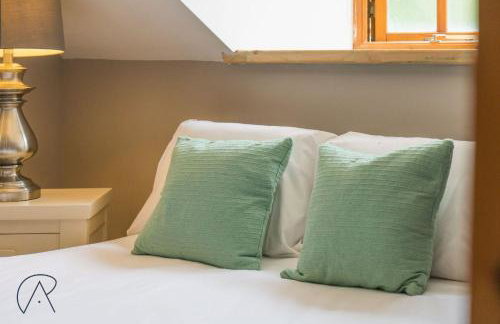 Dorney Barn, Close To Windsor Legoland - Photo 12