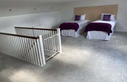 The Village Tavern Apartment - Photo 32