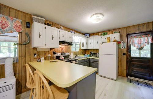 Smoky Mtn Hideaway Screened Porch and Fire Pit - Foto 9