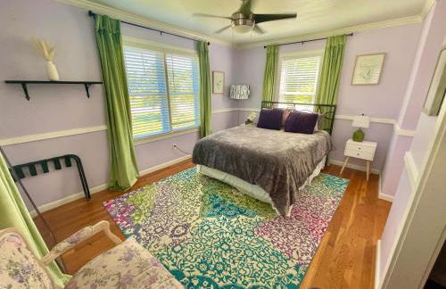 Cozy sanctuary minutes from the bay and beaches - Foto 10