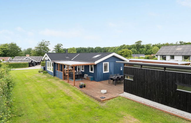 "Roar" - 500m from the sea - Photo 26