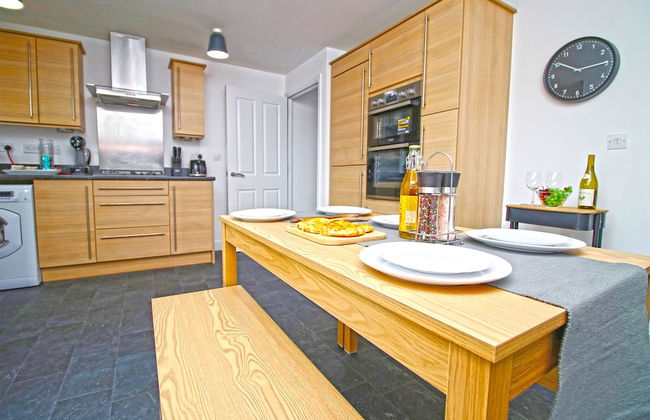 Isla House - Newport City Centre - Sleeps 7 - Foto 8