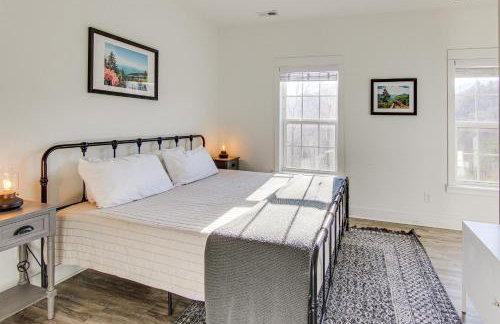 Family Holiday Retreat! Mtn-View Blue Ridge Home - Foto 22