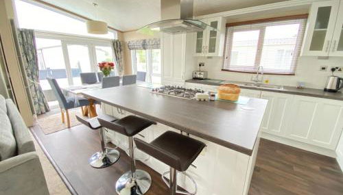 Wildflower, Premium Plus Hot Tub Lodge - Foto 5