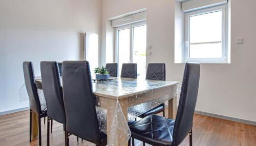 3 Bedroom Stunning Home In Creances - Foto 5