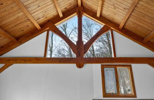 Cozy Mountain Retreat with Hot Tub & Fire Pit - Foto 39