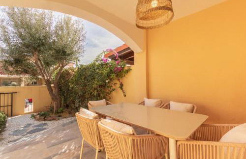 Arena Marina - Pool and relaxation near the airport - Foto 54