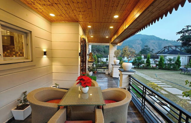 The Paradise - Luxury 3BR Villa Near the Airport in Dehradun - Foto 57