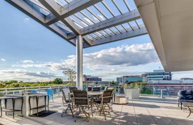 Chic City Apartment with parking Canal View RoofDeck - Foto 18