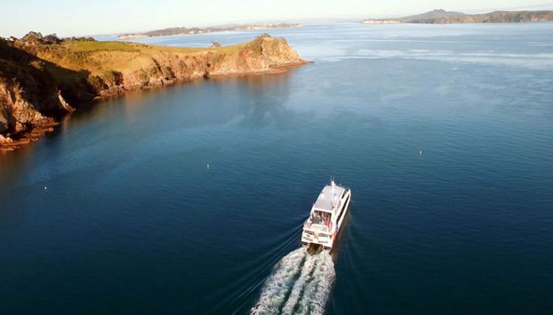 Waiheke Return Ferry - Photo 2