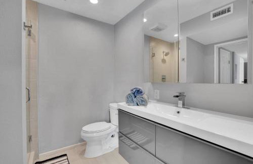 Family 4BR Home 15 min to Disneyland & Beach - Foto 49