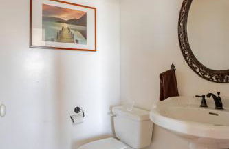 Serene Coastal Retreat Clark's Cove - Foto 21