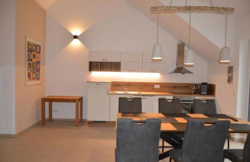 Ferienwohnung, 2 Zimmer, 4 bis 6 Personen, 67 qm, mit großem Balkon, entlang am Fluss, an der Aach, am Bodensee, nah am Naturschutzgebiet - Foto 14