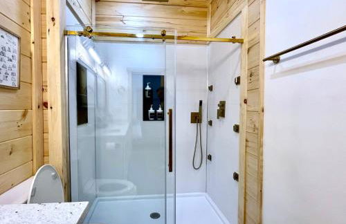 Modern Gem w/Spacious Deck, Swinging bed, Hot Tub - Foto 23