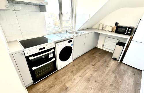 Stylish Modern, Private Apartment,15 Mins To Central London - Photo 24