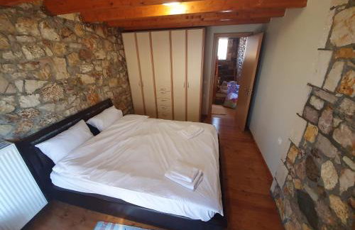 Erini House - Photo 7