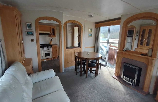 Charming 3-bed Caravan Cymtydu - Foto 9