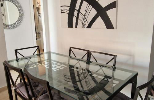 Moderno y renovado apartamento en urbanización Playa Castillo, Denia - Foto 2