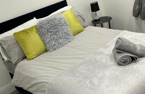 Sleek Sleeps 6 Sunset Views Family friendly - Foto 1