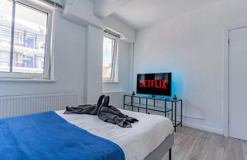 Bright 1 Bed Flat near London Bridge - Photo 3