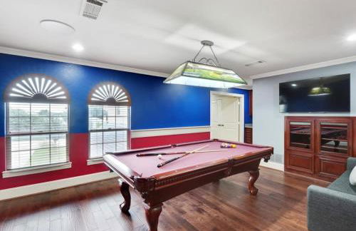 Luxury4000sqft Hot Tub Games Cinema FTWorth ATTST - Photo 22