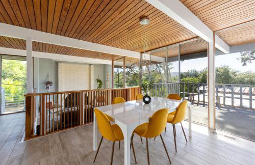 Mid-Century Masterpiece Tree house, Pool & Spa - Foto 2