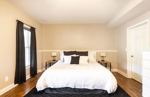 Cozy Country Poolside Getaway, 2BR, Near ATL - Foto 16