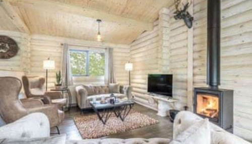 Treetops Luxury Log Cabin - Hot tub, BBQ & Sauna - Foto 5