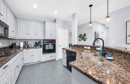 Highland Cottage - Central, Huge Yard HOT TUB - Foto 15