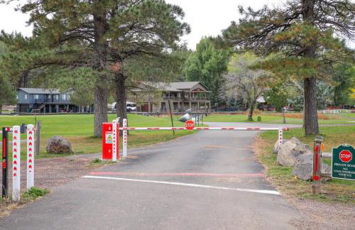 Modern Cabin Living! Mtn-View Gem in Munds Park - Foto 24