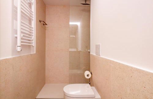 Stylish 2BR in Leça with AC by LovelyStay - Photo 10